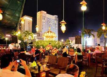 Sân Bay Sunflowers 2* TP. Hồ Chí Minh