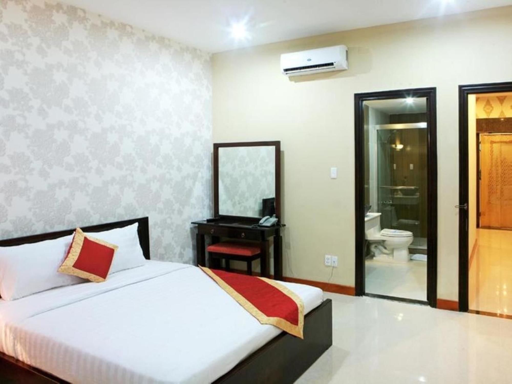 Sân Bay Sunflowers Khách sạn 2*